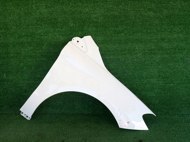 фото №1, Mercedes w246 b-klasa 12- крила правий передній