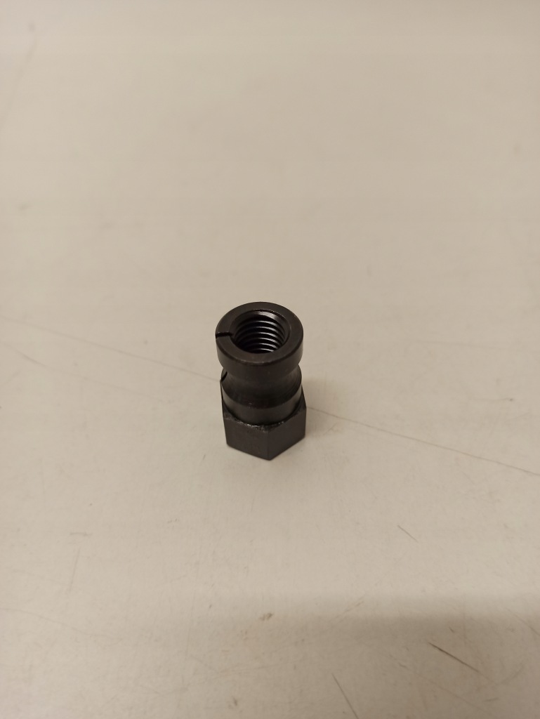 Купити Гайка генератора mercedes a3521550272 aso