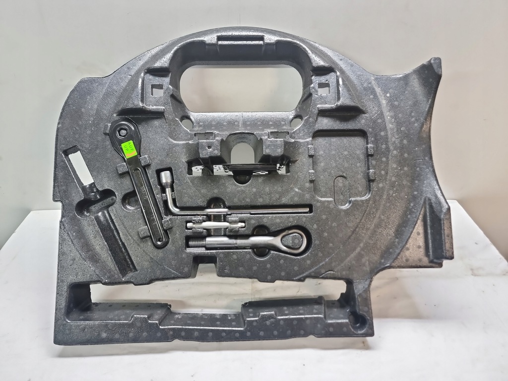 фото №1, Пенополистирол багажника mercedes w166 a1668990021