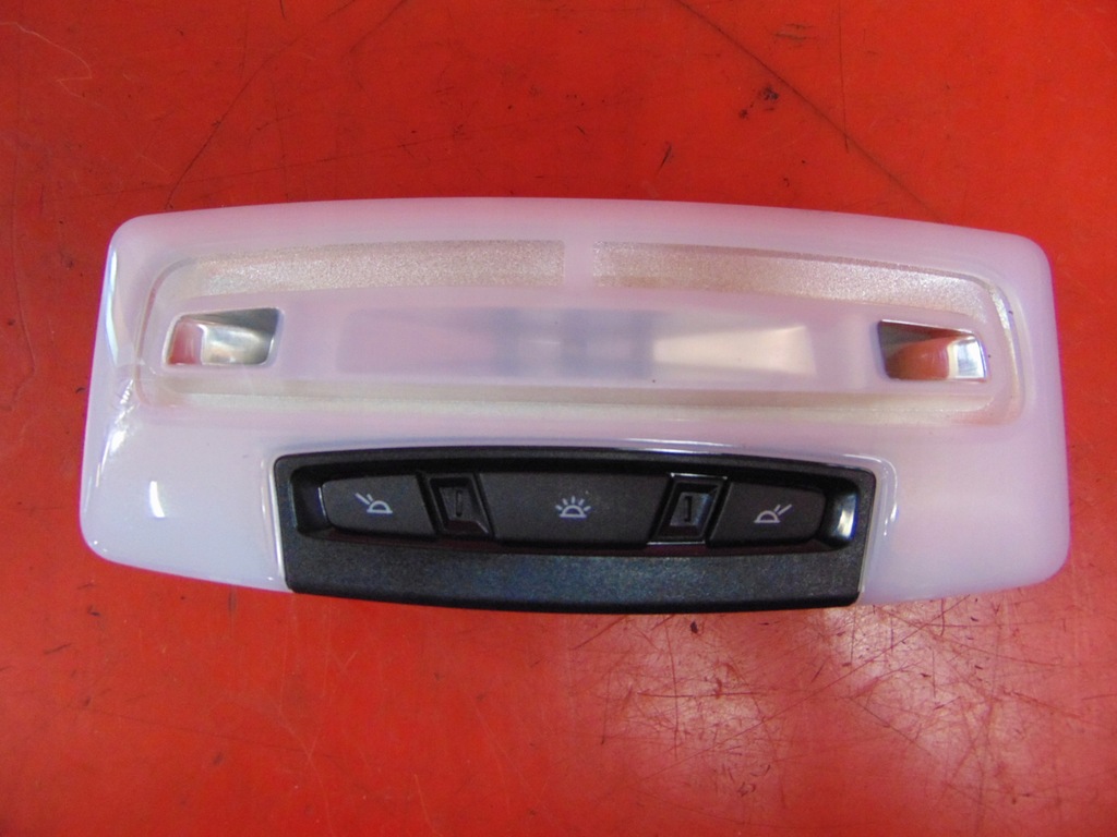 фото №1, Bmw 2 f46 f45 лампа освещение салона кабины