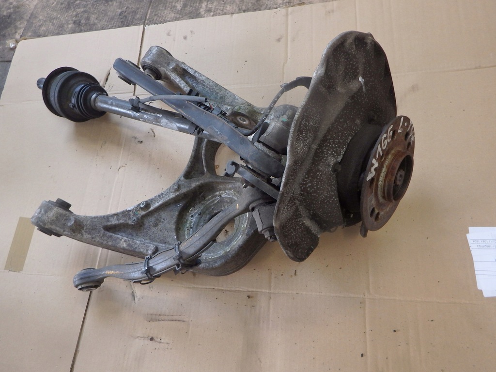 фото №1, Mercedes ml w166 поворотний кулак ступиця важіль лівий задня