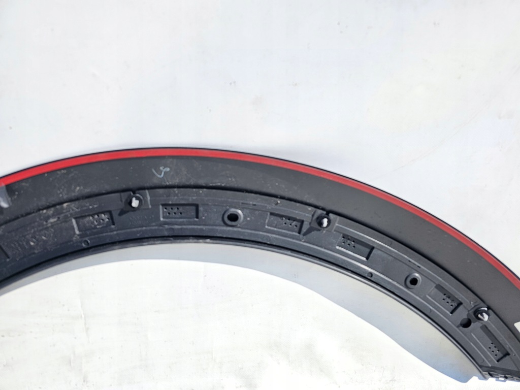 фото №10, Молдинг na крыло volvo v90 ii cross country 2019 - правый задняя правая задняя