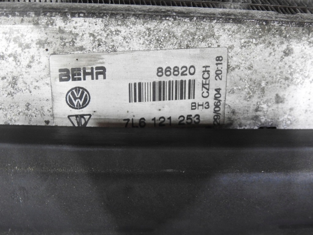 Купити Радіатор води vw touareg 1 2.5 tdi 7l6121253