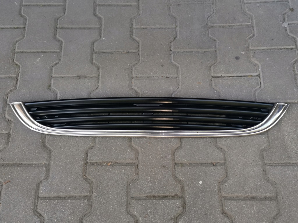 фото №1, Решётка бампера средняя mini r50 r52 1490374 1490375