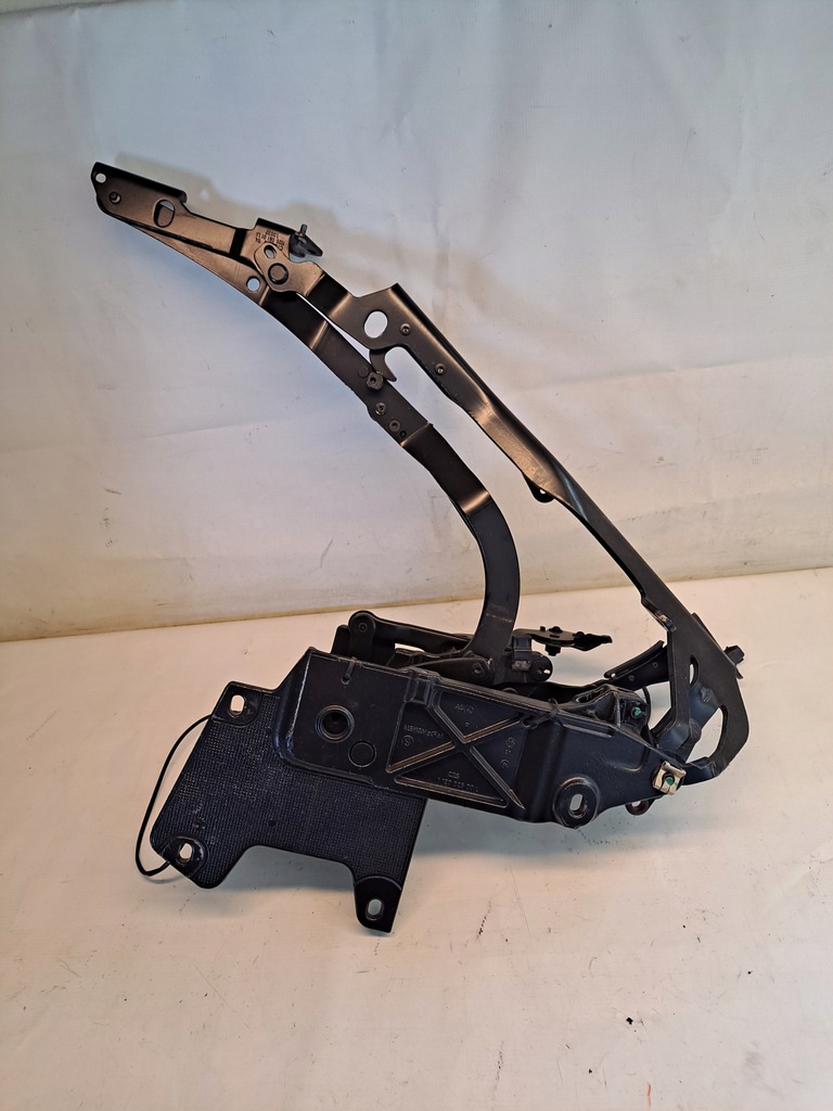 фото №1, Петля крыша левый mercedes slk r171 112002500