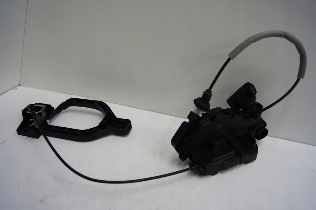 фото №1, Замок дверь левый передний crafter ii