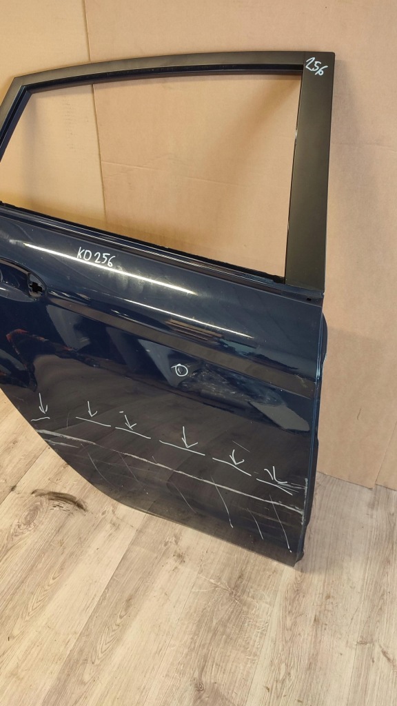 фото №3, Ford fiesta mk7 дверь правый задняя
