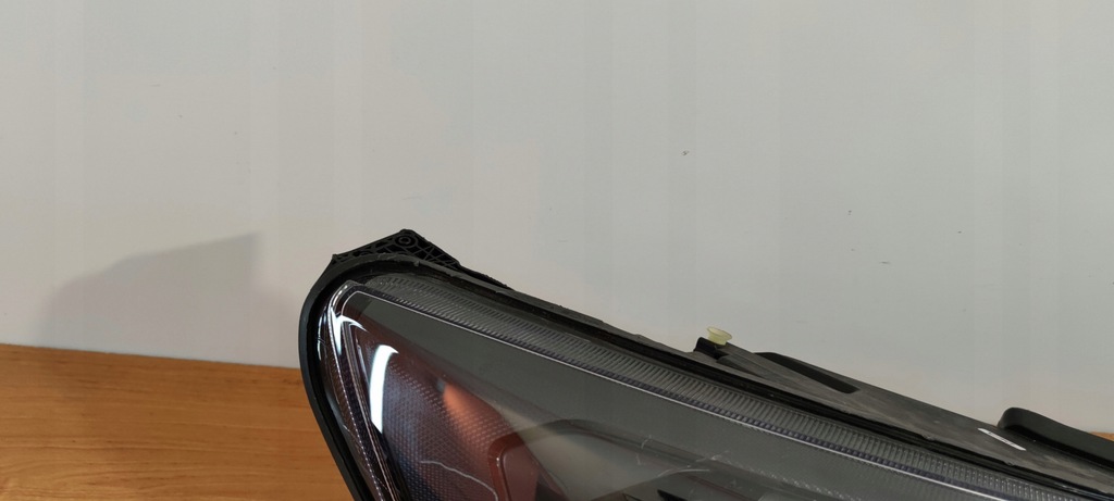 фото №3, Ford focus mk4 iv 4 правая лампа фара светодиодный