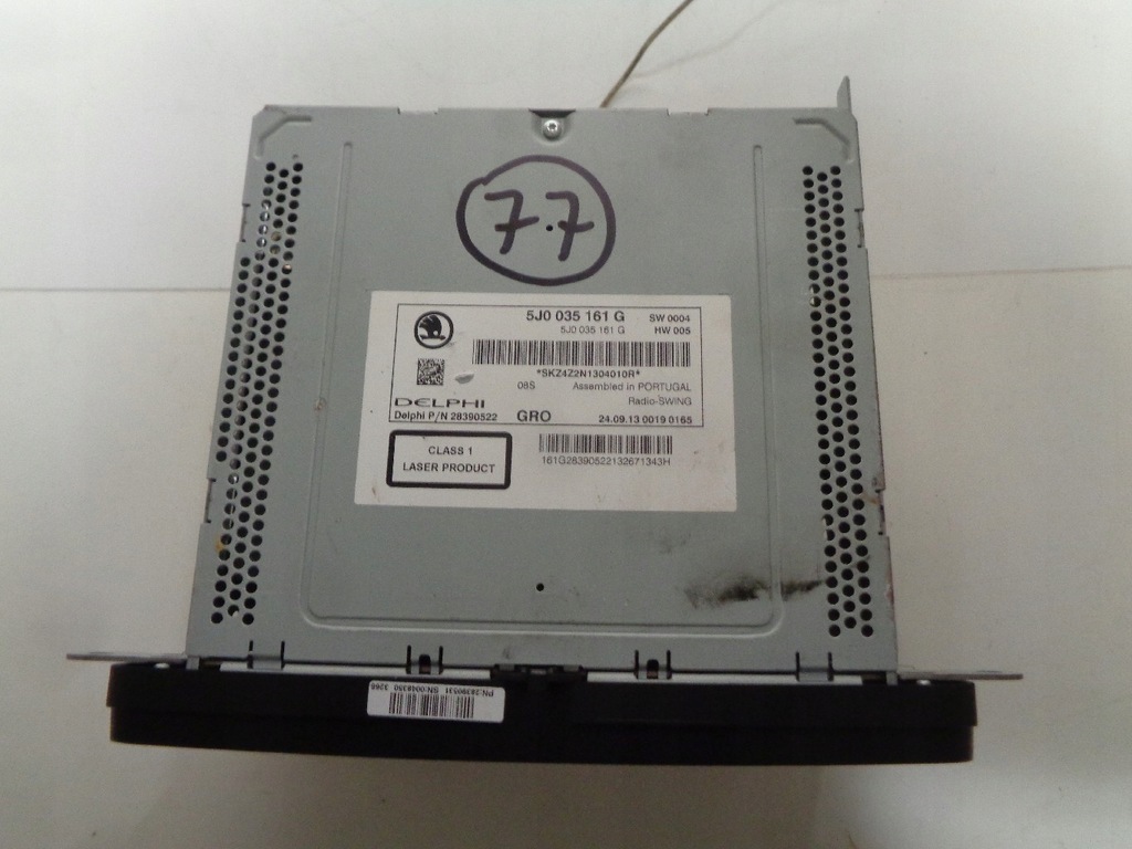 фото №2, Skoda fabia roomster радио swing cd mp3 5j0035161g