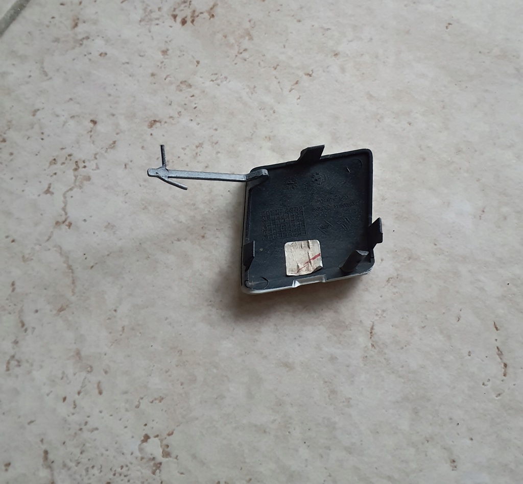 фото №2, Clio iv заглушка фаркоп бампера перед 511800853r