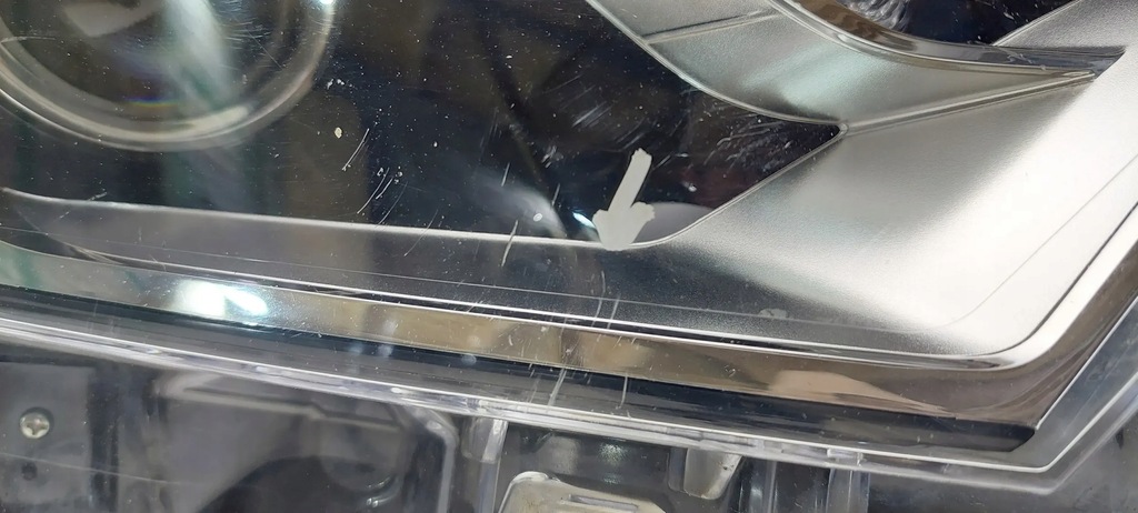 фото №11, Toyota c-hr 2018 лампы передние