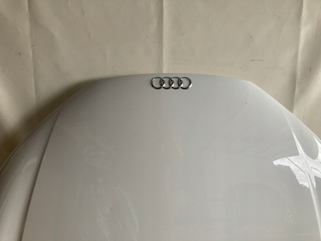 Капот перед передня audi r8 420 Зі Шроту