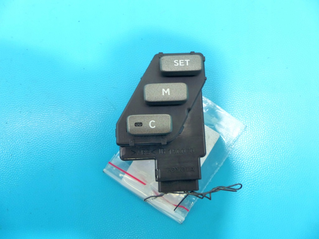 Переключатель левый задняя lexus ls iv ls600h 06-12 Цена