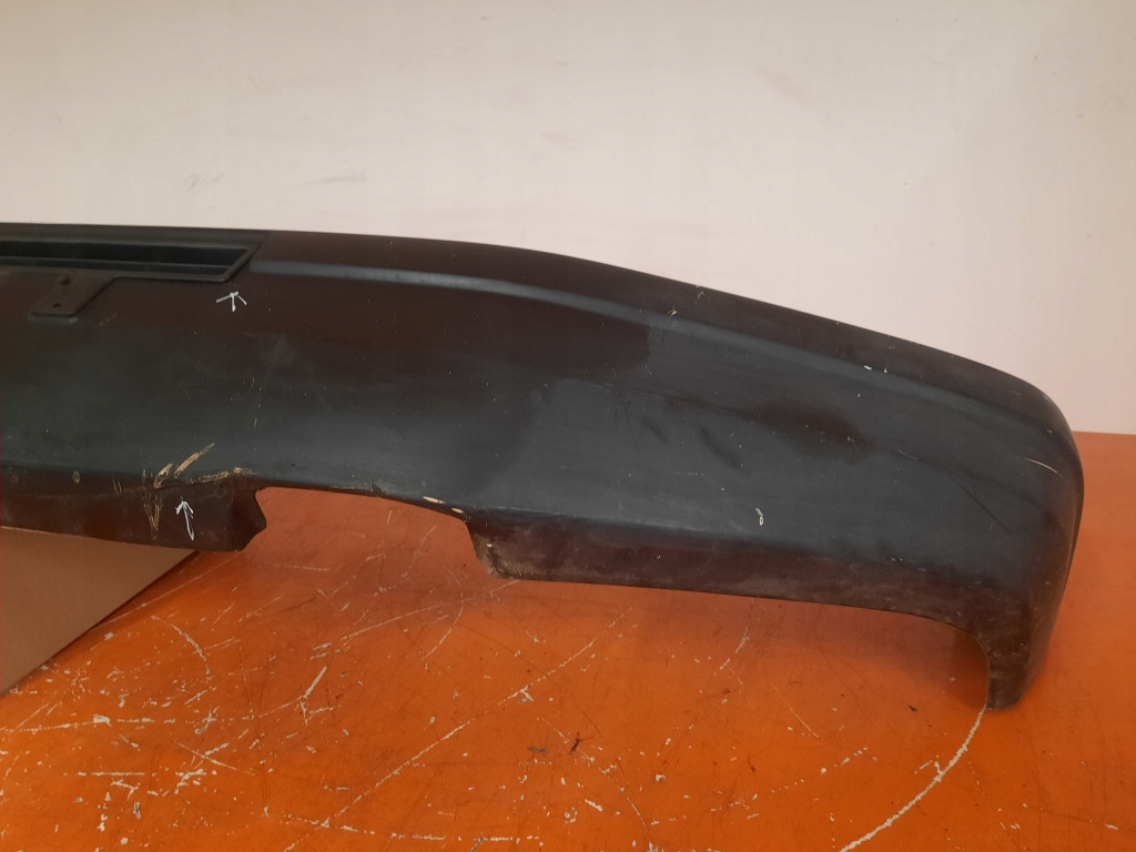 Mercedes t1 kaczka 77-95 бампер перед передній 6015201270 Зі Шроту