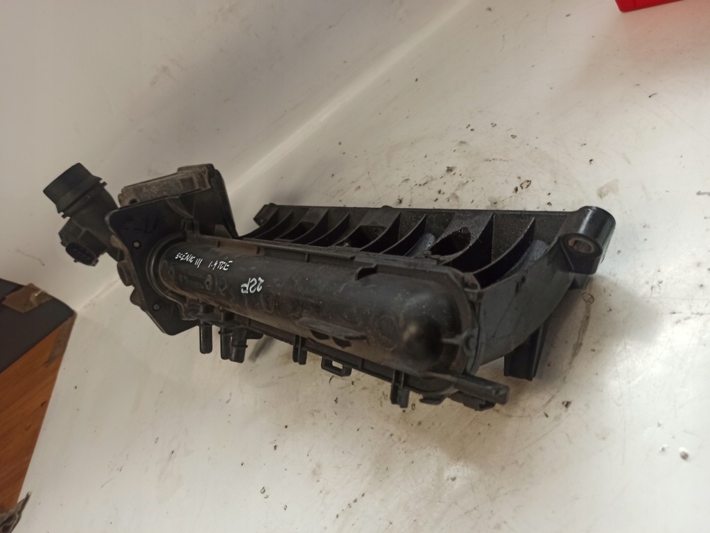 фото №10, Renault scenic iii 3 1.4 tce труба воздухозаборник воздуха h8200860017