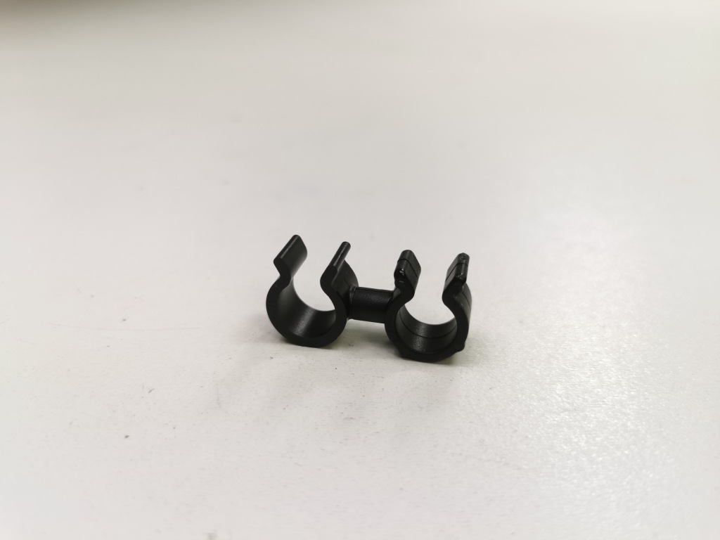 Двойной крепеж шланг volkswagen caddy porsche macan оригинальный номер n10315002 с Разборки