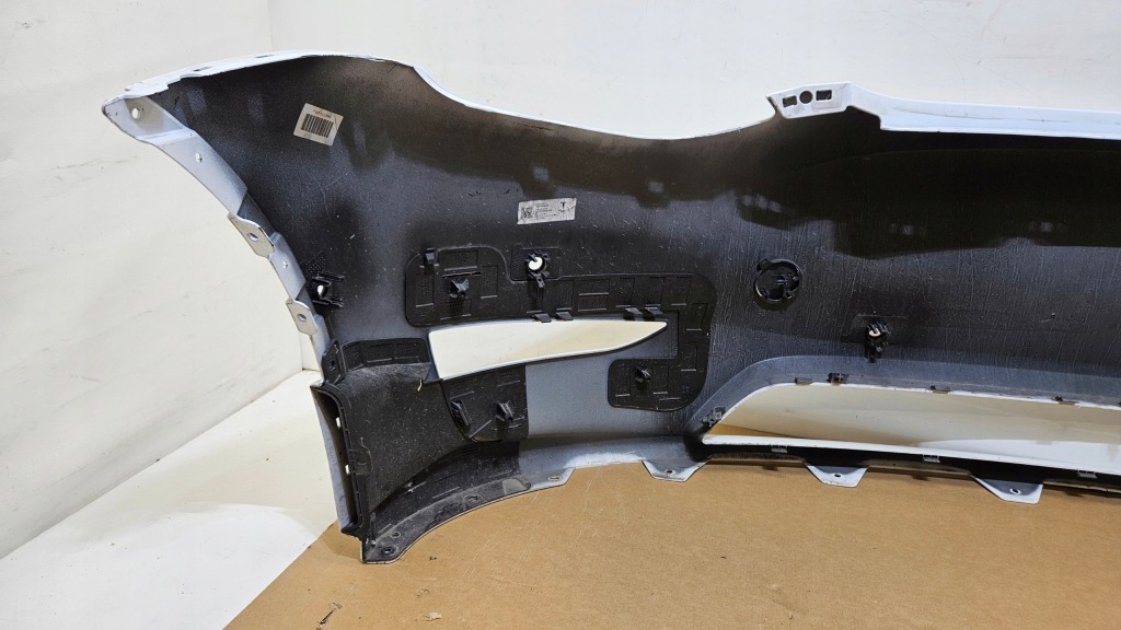 фото №8, Бампер перед передній tesla model y 1540100-05-b