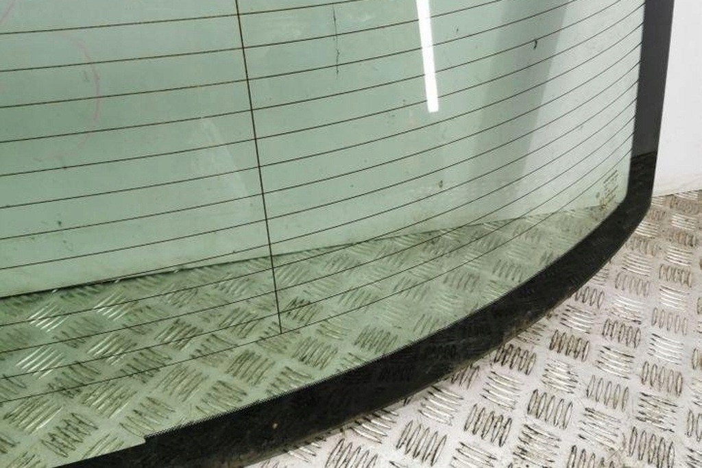 фото №11, Стекло задняя chrysler 300 c touring lx e1143r000262 3.0l дизель 160kw 2007