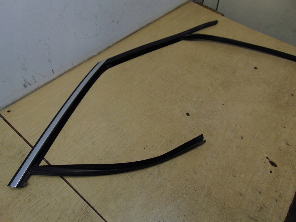 фото №3, Рамка прокладка стекло дверь правый перед ford s-max mk1 lift am21-r21510