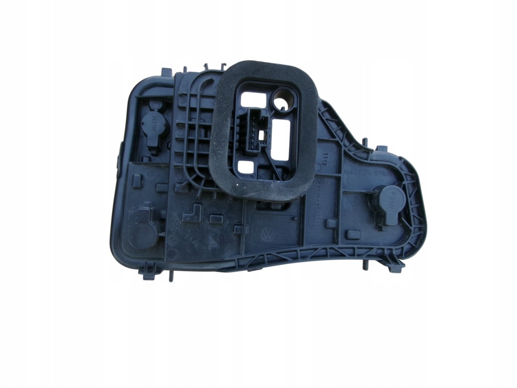 Купити Вкладиш лівий лампи задній vw polo v рестайлінг  14-17