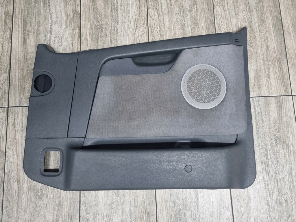 фото №1, Обивка правая обшивка дверь volvo fh 12 13