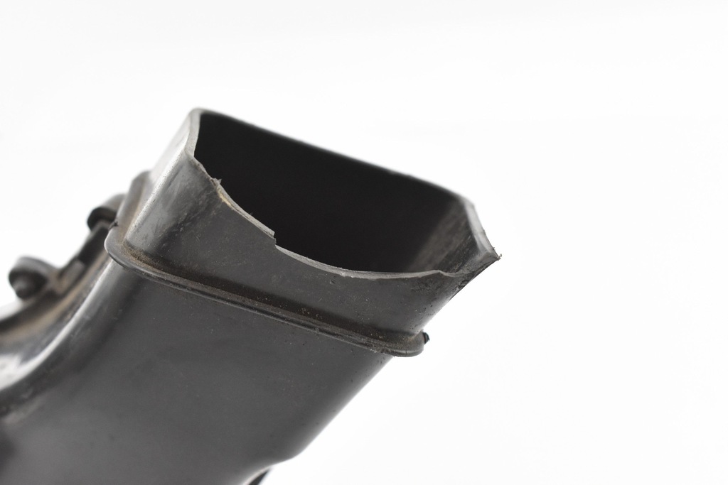 фото №7, Впуск повітря volvo оригінальний номер 31338658