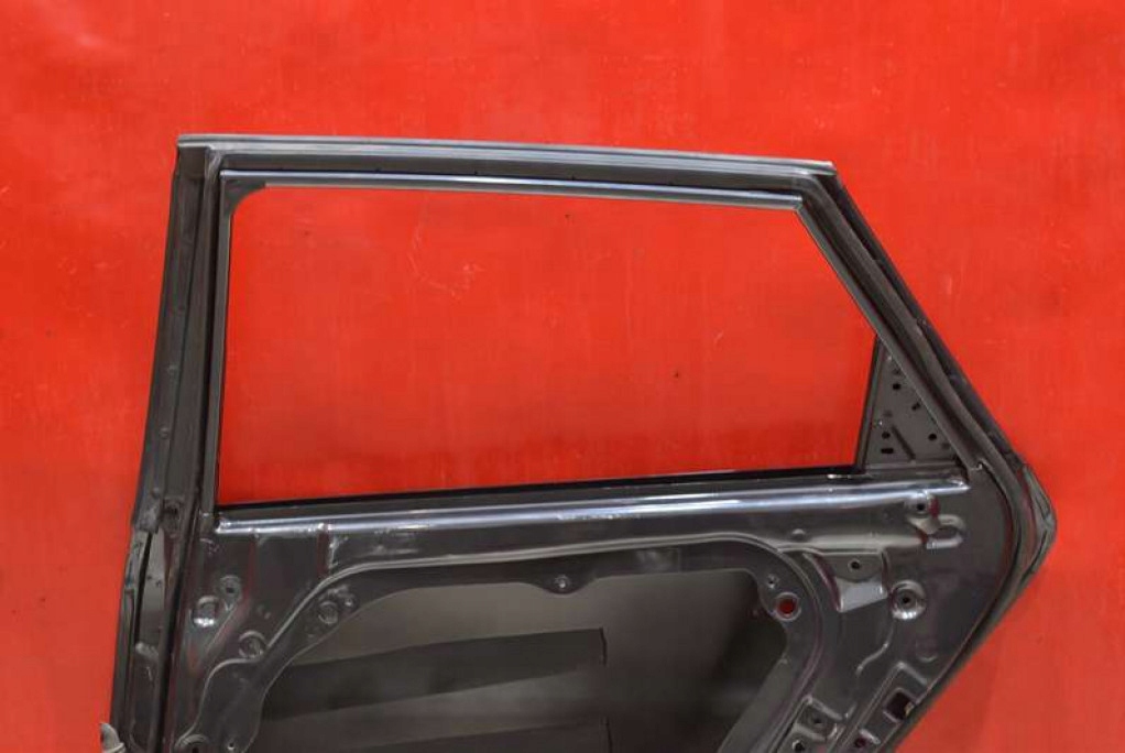 фото №16, Дверь правое задняя задние графитовый kia ceed 2 ii kombi 15-18