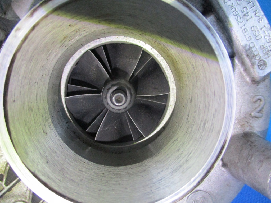 фото №4, Турбина турбонагнетатель audi a6 c6 2.7 059145721d
