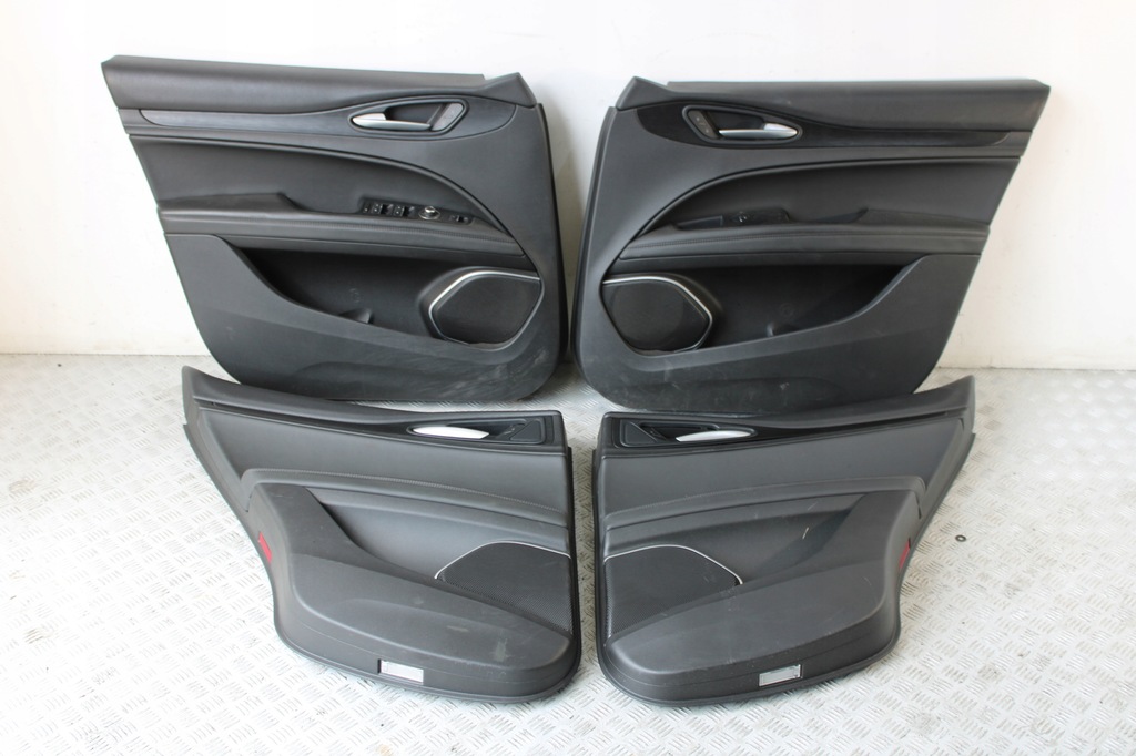 фото №7, Сидіння салон оббивка шкіра stelvio veloce