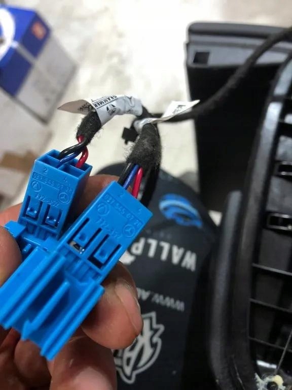 фото №6, Mercedes підлокітник 0375450728