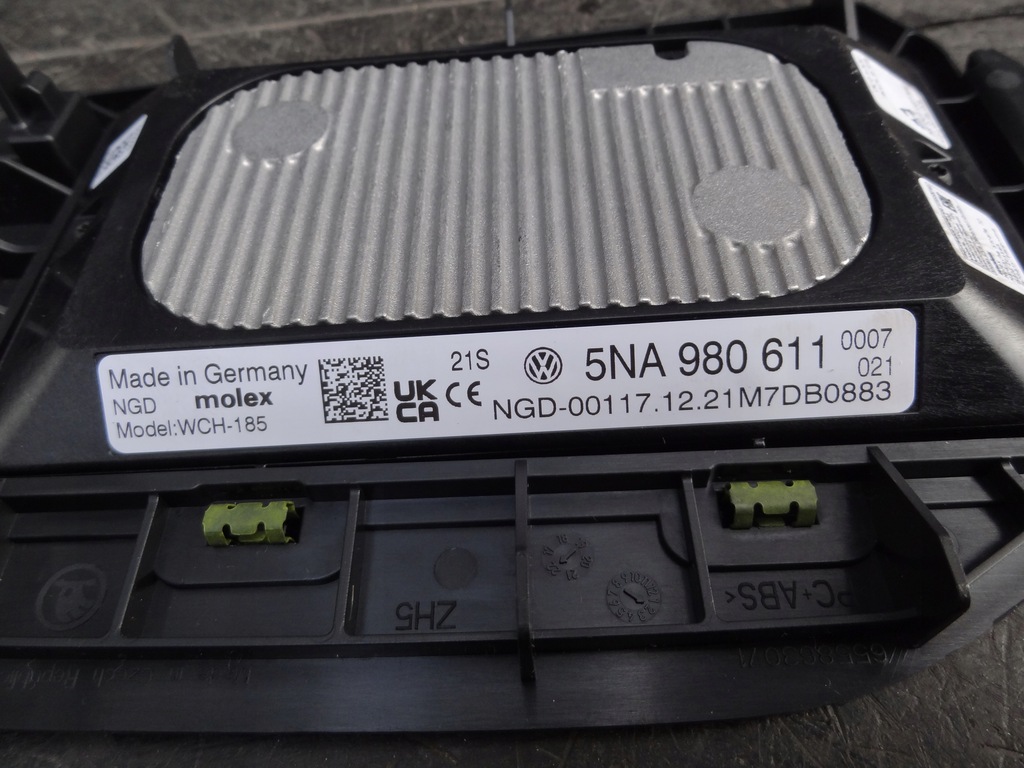 фото №8, Skoda scala 2021 ручка чехол зарядное устройство индукционная 5na980611 оригинал