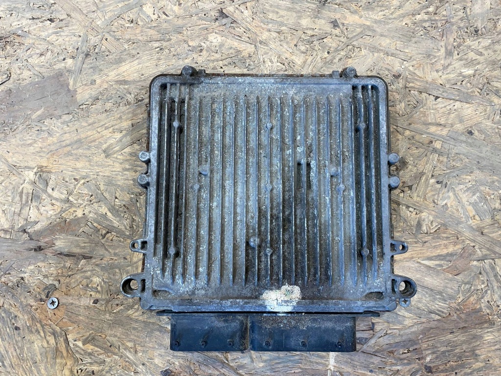 фото №6, Jeep grand cherokee iii 3 wk 04-10 бортовой компьютер блок управления ecu двигателя