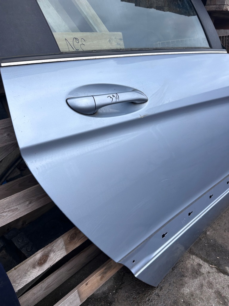 Mercedes b klasa w245 дверь правое  задний задняя niebieskie лак 391 без ржавчина! Киев