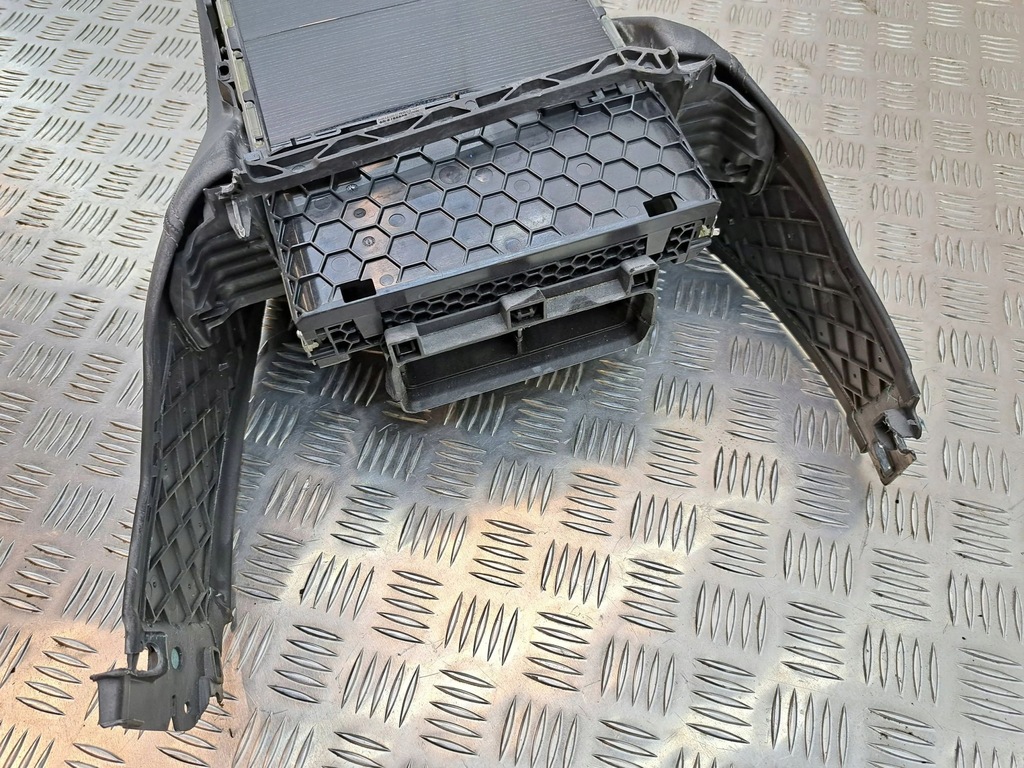 фото №5, Bmw 7 g11 g12 2017 подлокотник туннель среднего