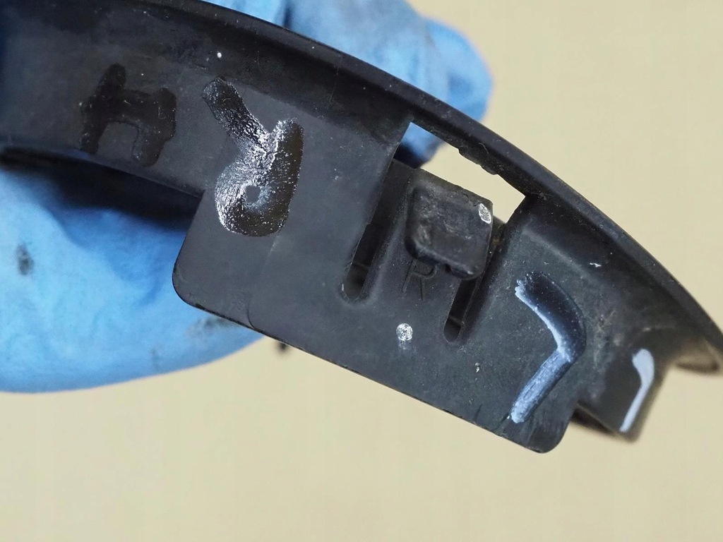 фото №15, Заглушка протитуманної фари subaru impreza gh права