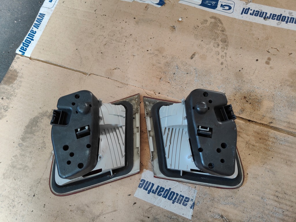 фото №6, Лампа задняя комплект левая правая bmw e46 kombi 1998-2005