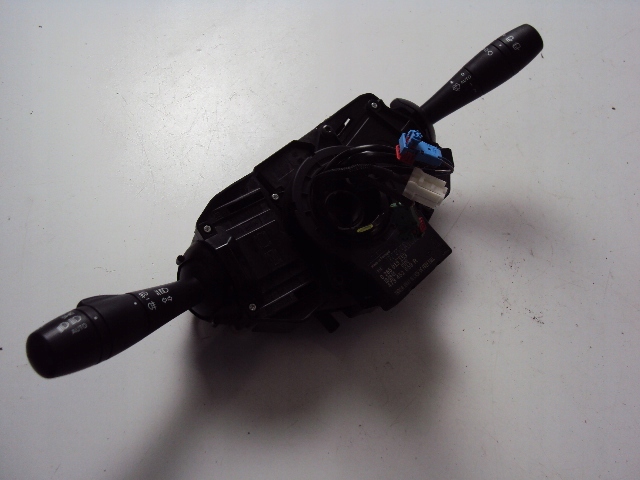 фото №4, Перемикач комбінований smart forfour a453 18 rok