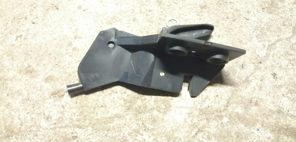 Opel adam ручка открывание капот 13186909 Цена