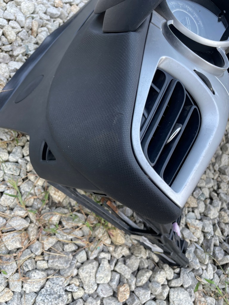 Приборная панель панель  подушка безопасности citroen c3 2 рестайлинг  10-16r ori oem Киев