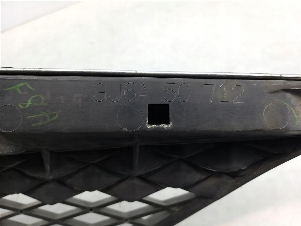 фото №3, Решітка радіатора решітка радіатора mazda 6 i 2003r