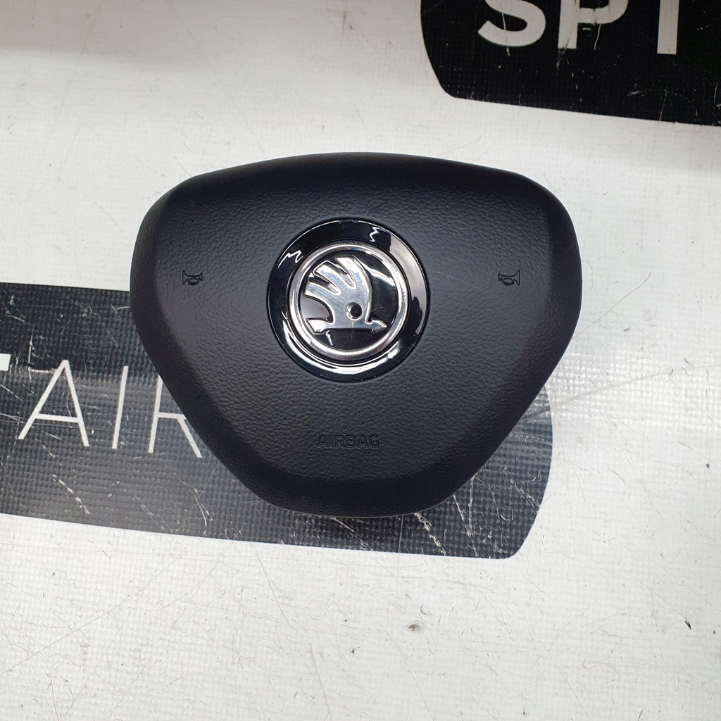 фото №9, Citigo приборная панель консоль подушки безопасности ремни подушка безопасности