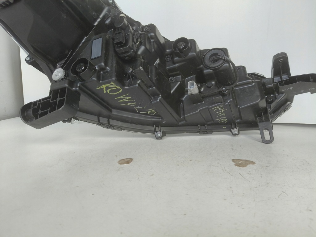 фото №6, Лампа левая фара toyota corolla cross full led