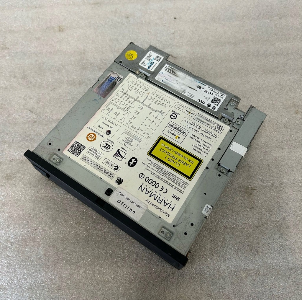 фото №1, Зчитувач мультимедіа audi 8v0035043