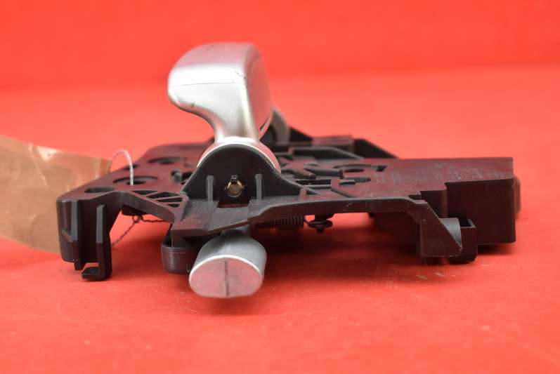 фото №6, Ручка внутренняя правая задняя серебристая 9682100677 peugeot partner 2 ii 08-12