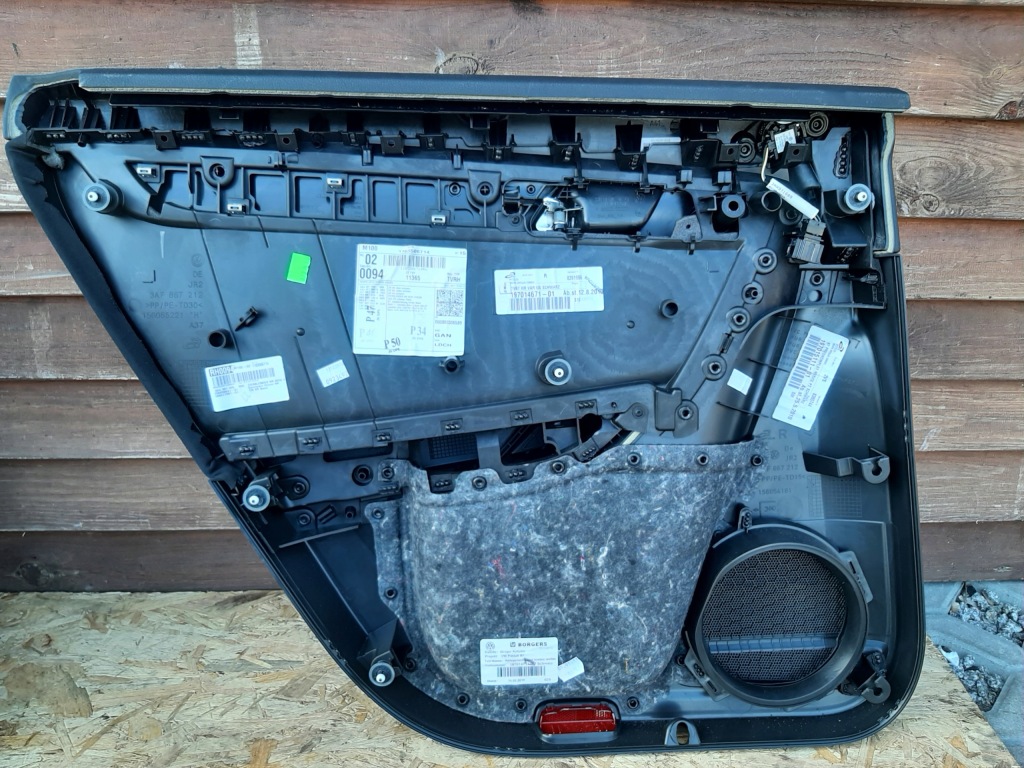 фото №7, Vw passat b7 обивка обшивка дверь правый задняя 3af867212