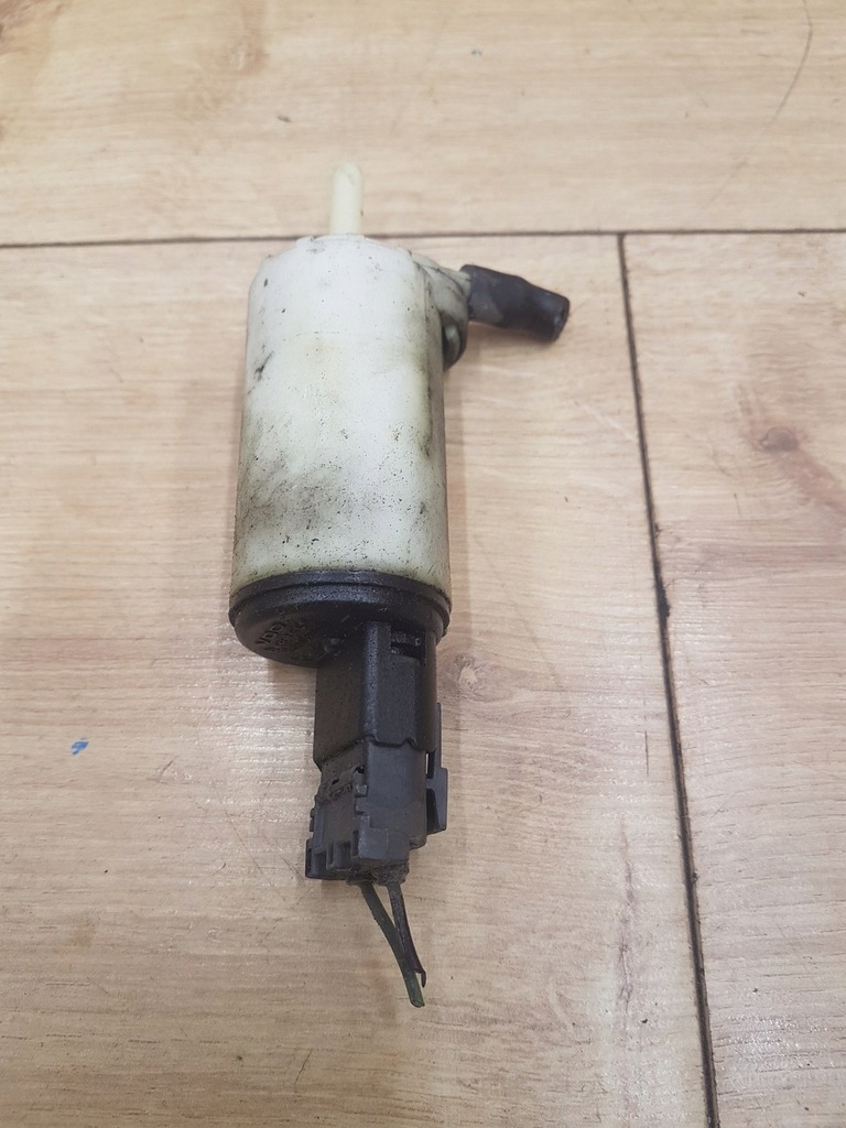 фото №1, Помпа омивача volvo v70