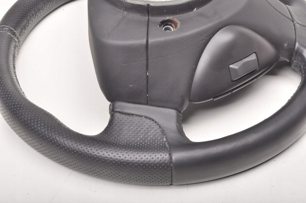 фото №14, Aston martin vantage 4.7 воздуховод кожаный 8d33-3600