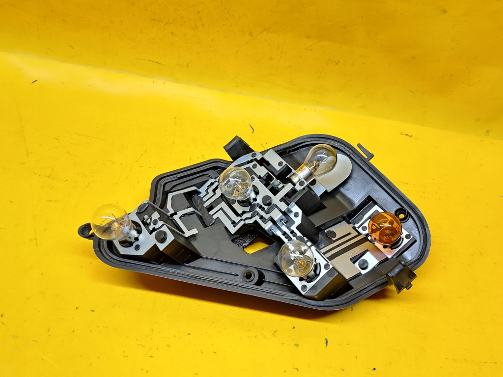 Купить Вкладыш лампы задний  левый opel astra h iii hb 2004-2011r 159727 .