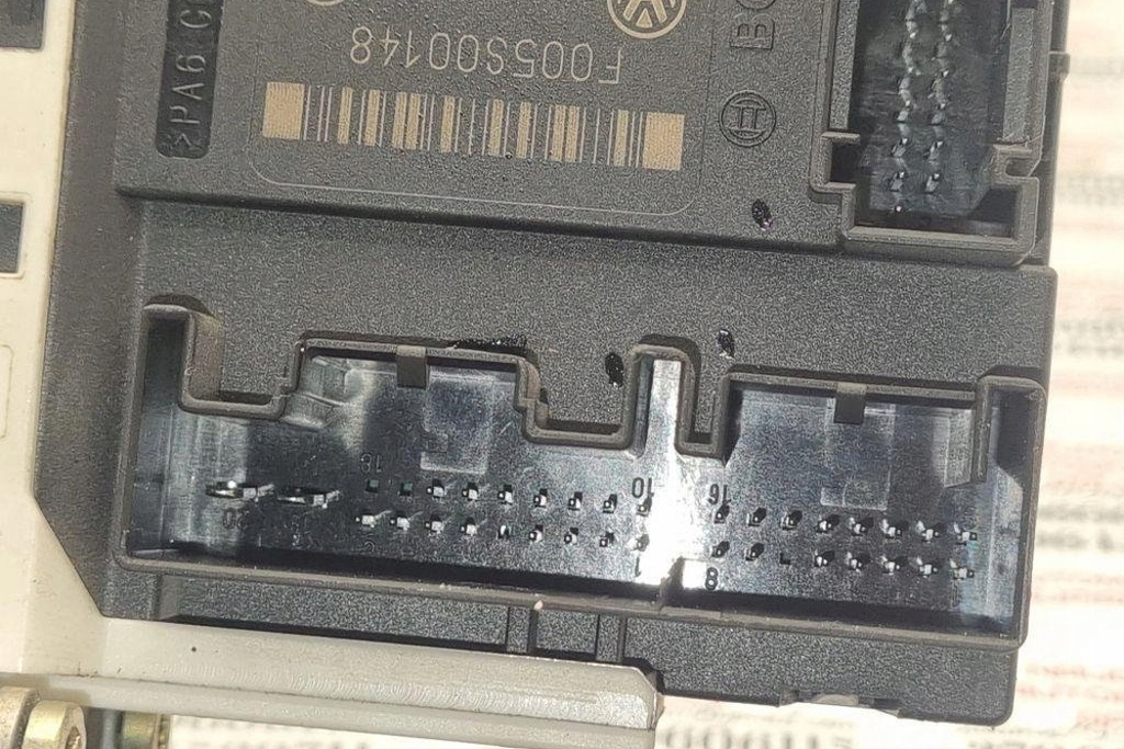 фото №6, Моторчик скло передніх лівих двері seat toledo iii 5p2 1k0959793d