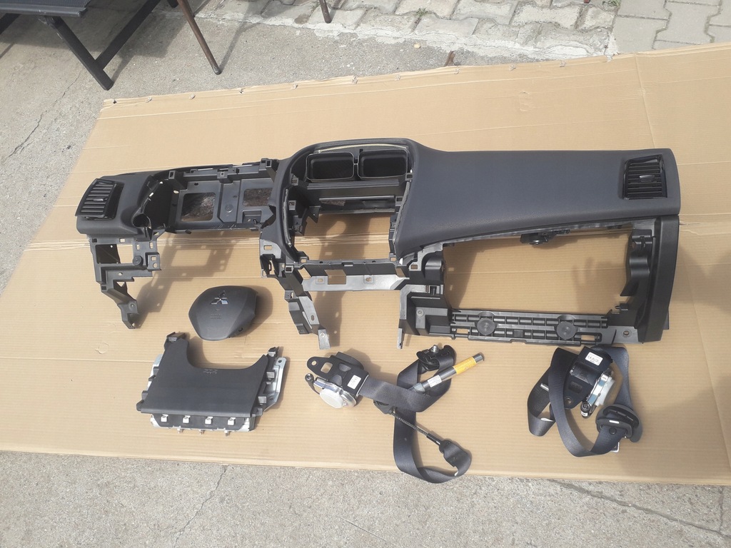 фото №1, Air bag приборная панель подушки безопасности ремни mitsubishi asx 20-